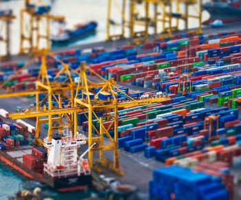 Nuo pakrovos taško iki laivo